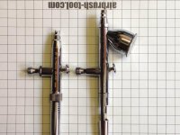 エアーブラシの先長さの違いで描き心地が変わってきます。先長さが短めの方がペン感覚！